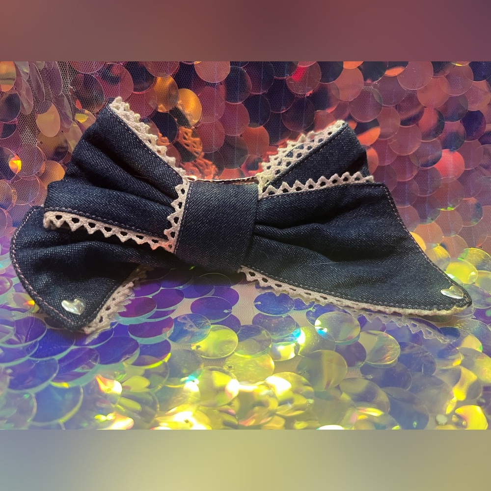 Angelic Pretty 💖 Jean hair Bow